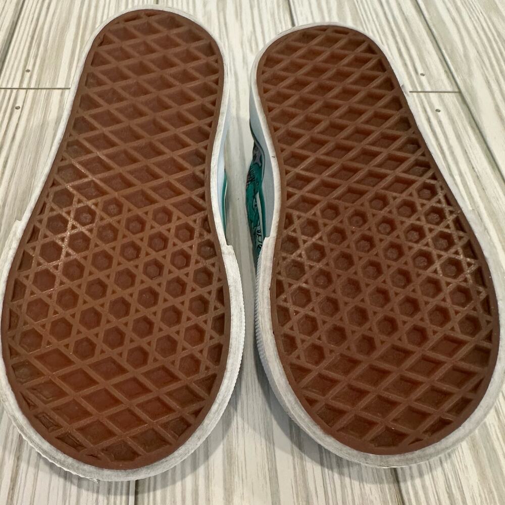Vans toddler sneakers. Sea party under the sea. Size is toddler 4 - Picture 9 of 9